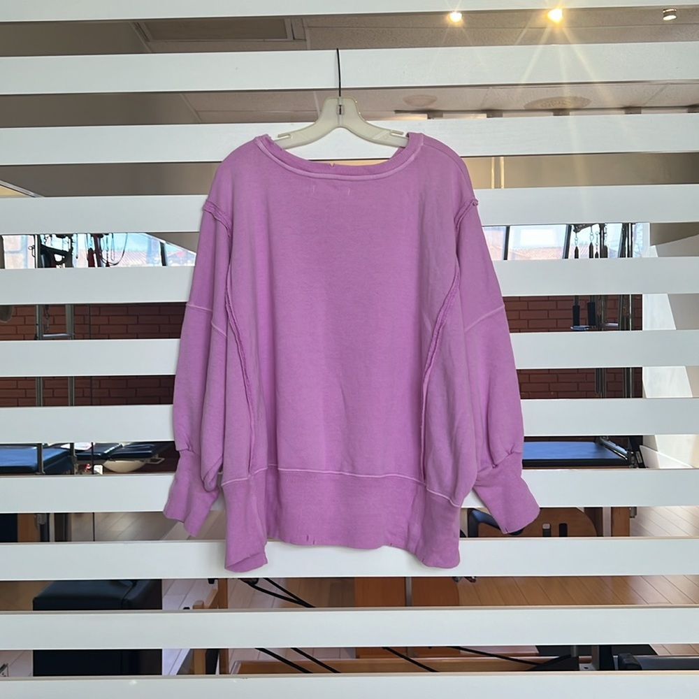 💓NWOT FREE PEOPLE CAMDEN SWEATSHIRT - Picture 6 of 7